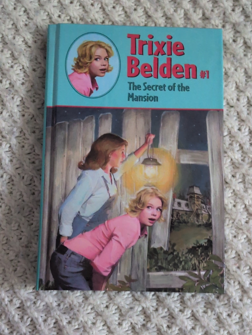 Trixie Belden #1 The Secret of the Mansion Hardcover Book Vintage 2000s
